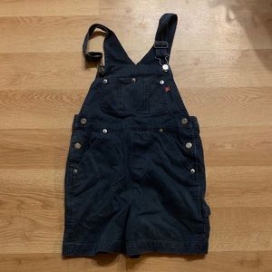 Calvin Klein shorts!